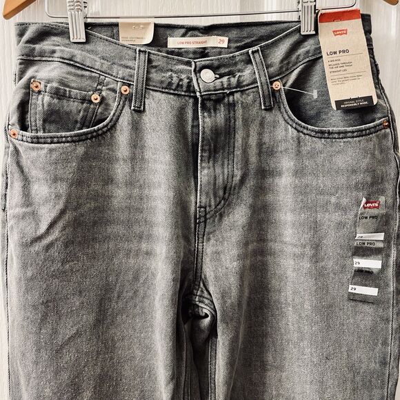 Levi's Low Pro Straight Jeans Women's 29 Mid-Rise Gray Wash Splatter Detail Hem - Picture 2 of 10